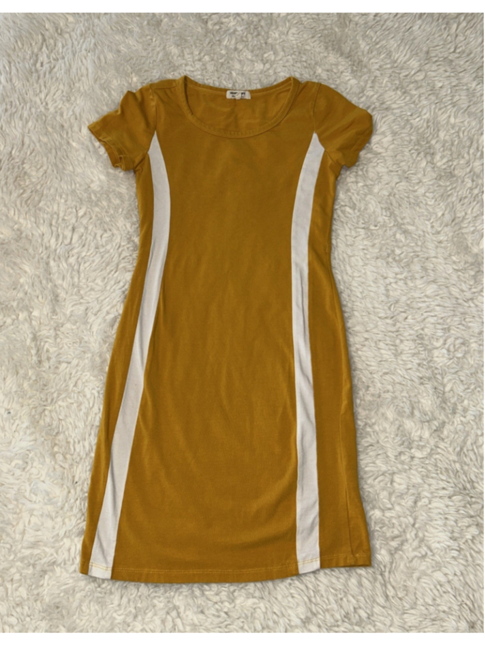 Heart & Hips Small 90’s Style T Shirt Dress Mustard & White Stretchy Comfortable
